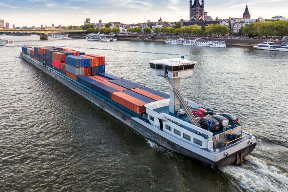 barge: sustainable transport as an alternative